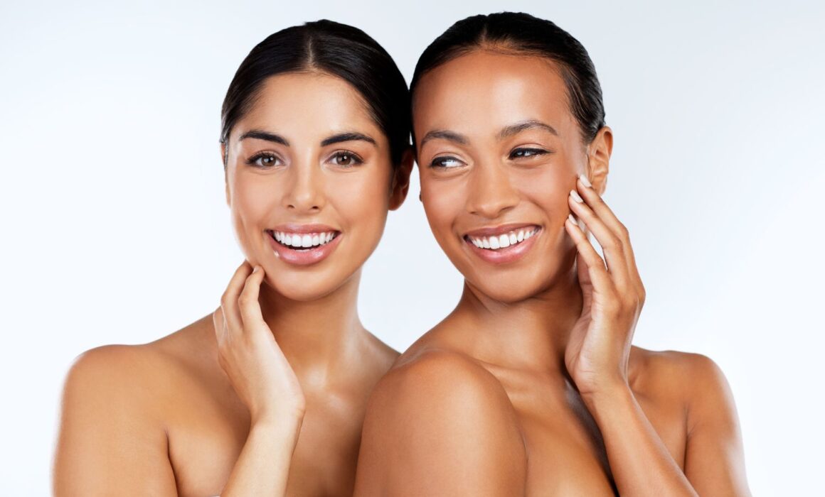 aesthetic provider explaining differences between ultraclear and co2 laser treatments to patient